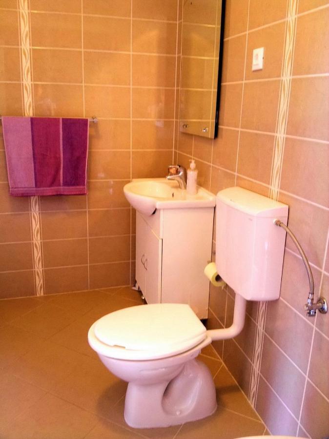 Apartment Maria - Comfortable Kaštela Eksteriør bilde